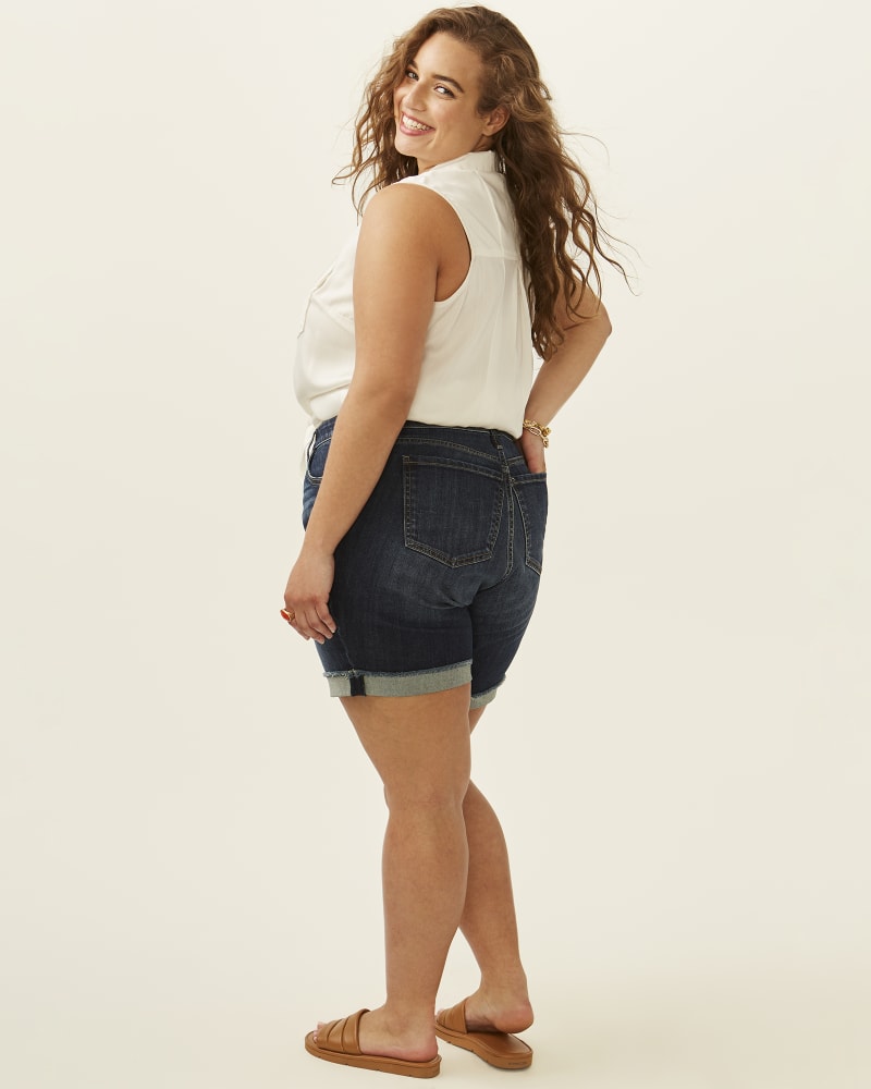 Plus Size Dark Wash Catherine Denim Frayed Cuff Boyfriend Short